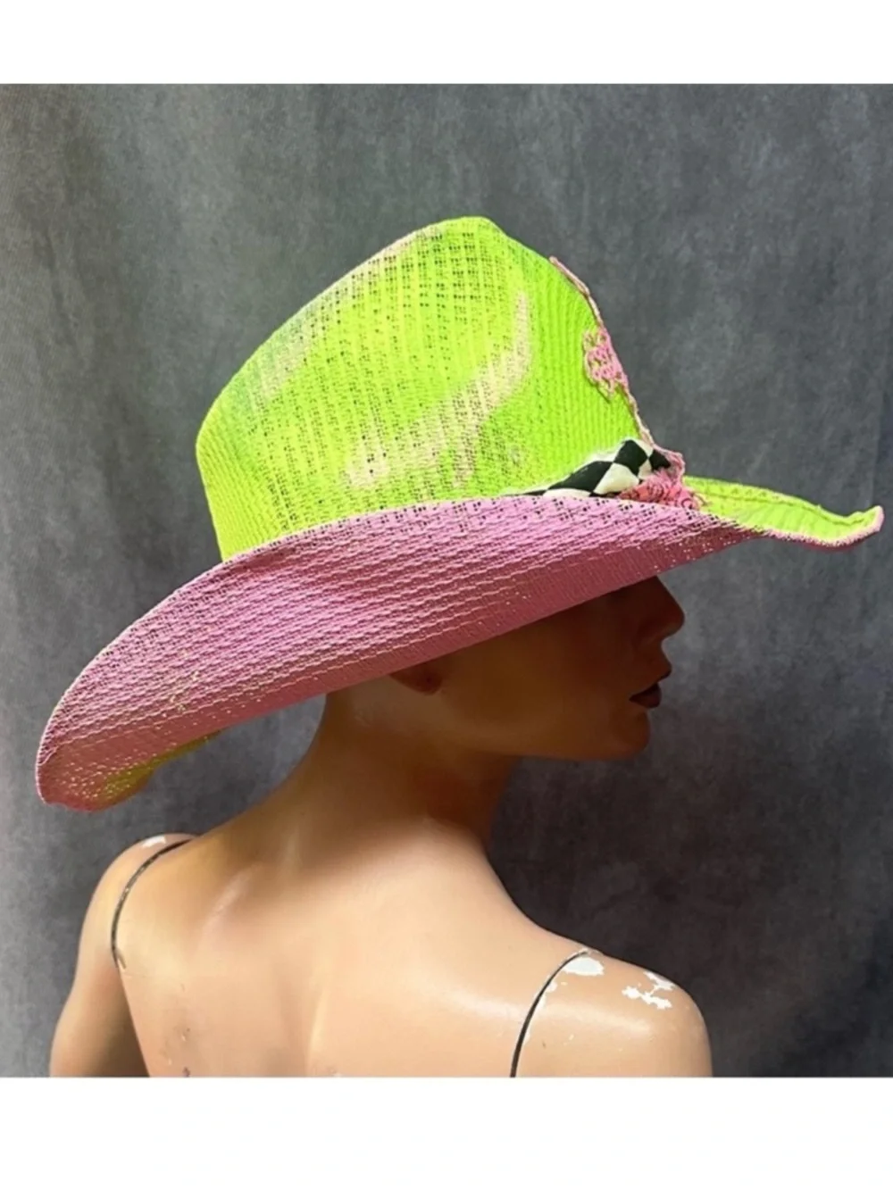Vintage Cowboy hat w/ spider & cross bright green & pink - Picture 8 of 12
